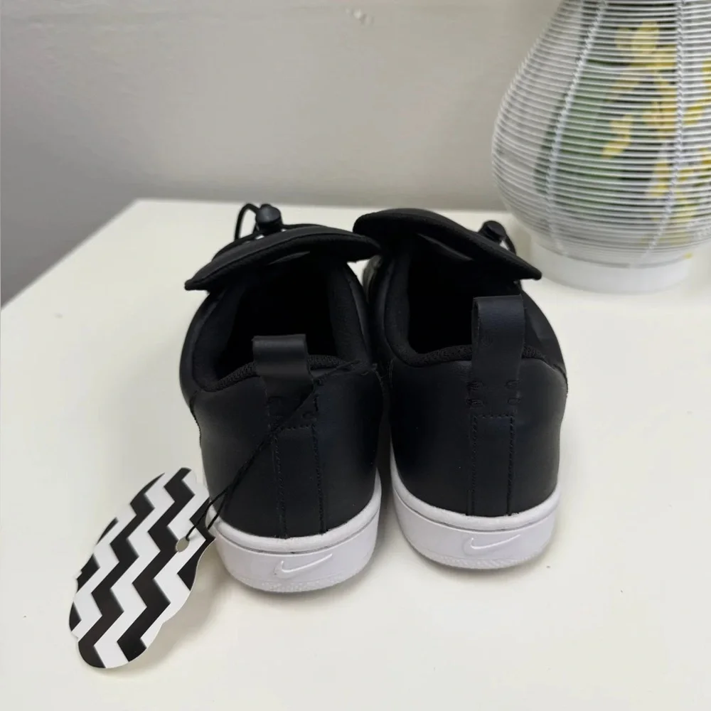 Nike Black Leather Court Shoes - Size 7 1/2